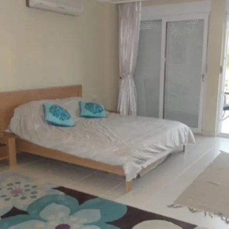 4 Bed Private Duplex In Small Exclusive Gated Community * シダ