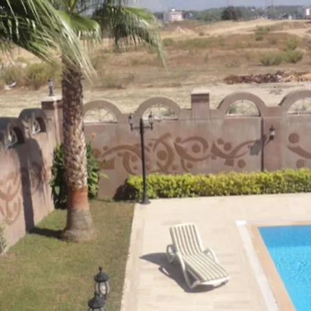 4 Bed Private Duplex In Small Exclusive Gated Community アパート