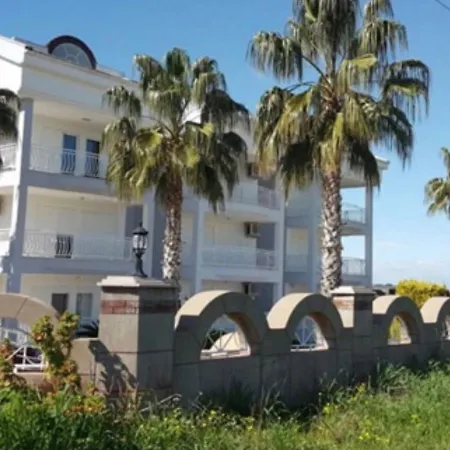 Apartment 4 Bed Private Duplex In Small Exclusive Gated Community