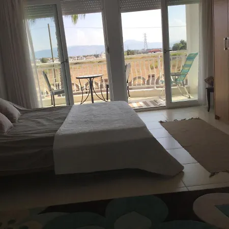 4 Bed Private Duplex In Small Exclusive Gated Community 시데